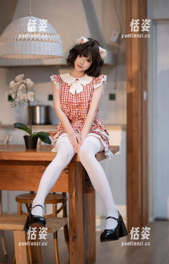面试时的Bangni邦尼全套写真，一种不言而喻的淡定
