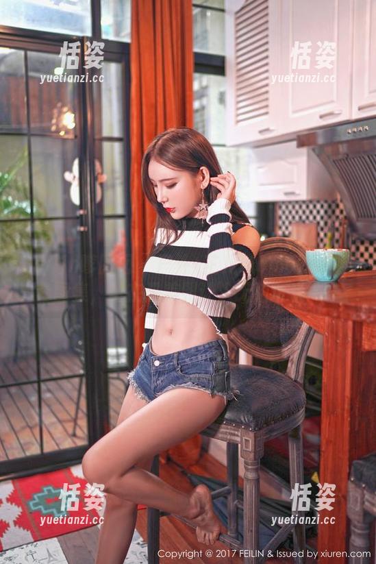 Feilin嗲囡囡 - 户外+芷儿Momoko的全套图集，实在是美到让人无话可说……