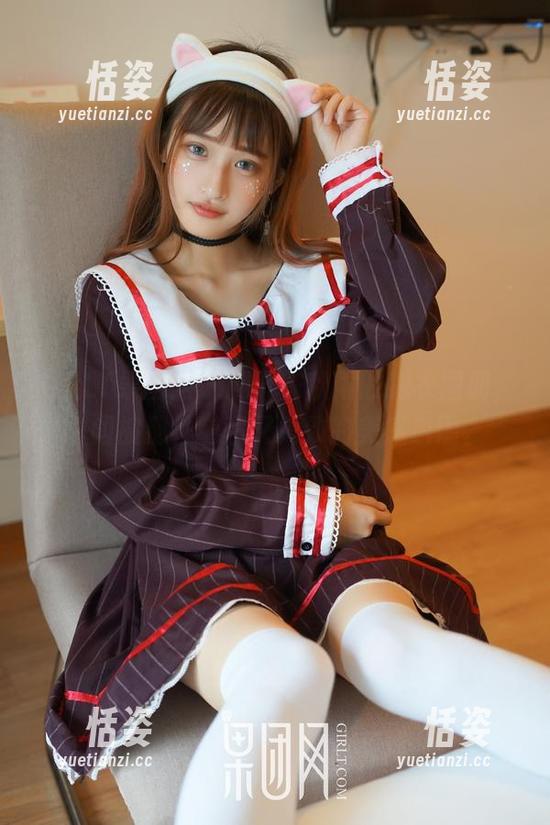 GIRLT果团网 - 翻开陈秋雨的睡衣图册，瞬间被那种随意又精致的美感包围。