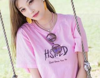 IMiss爱蜜社 - 看！Abby李雅的新活动：无圣光女神写真——光辉不在于明亮，而在于态度。