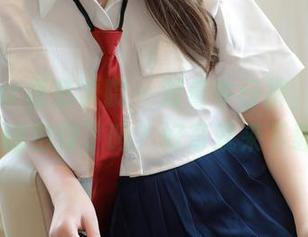 MFStar模范学院 - 对着牛仔裤，卤蛋luna的灵魂出窍了吗？好奇就来下载套图！