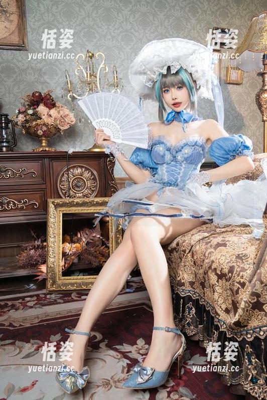 Momoko葵葵的碧蓝航线柴郡作品，让我下载的理由找不到几个！