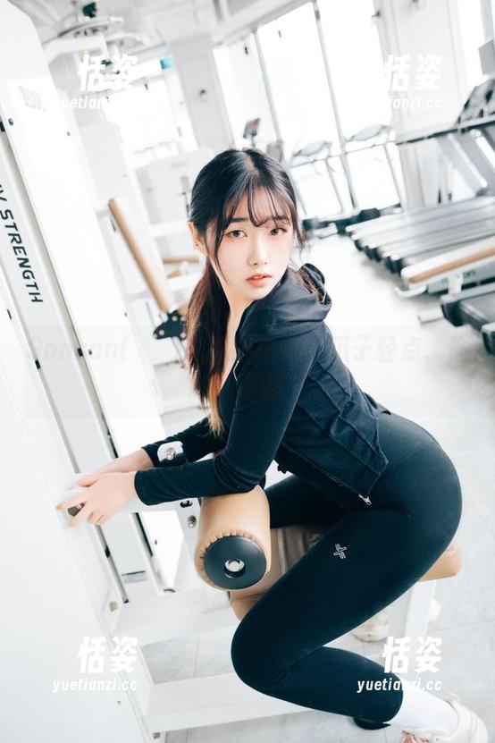 Sonson(손손)的黑猫图册：爪子轻点、偷心不醒