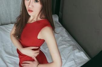TouTiao头条女神 - 李由美的眼镜Secret：不说你也猜得出，图集下载后我就跟你分享我的猜想哦。