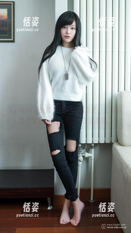 TuiGirl推女郎 - 白裙子飘飘然，王馨瑶教你怎么优雅，附赠下载链接哦。