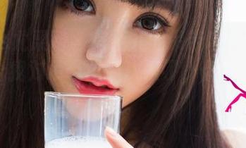 UGirls尤果网 - 信悦儿的吊带私拍合集：这组合我对吊带重新认识了，但很难不想歪。