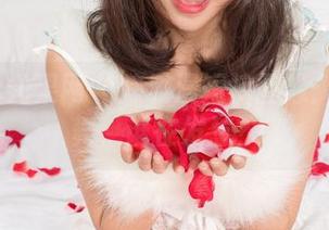 UGirls尤果网 - 陈雅漫短裤画像：裙角飞舞，谁在发愁？