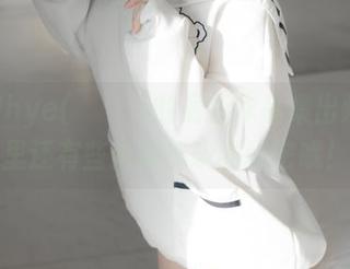 呐，Uhye(이유혜)的最新作品集出炉，那里还有些未被揭晓的秘密哦！