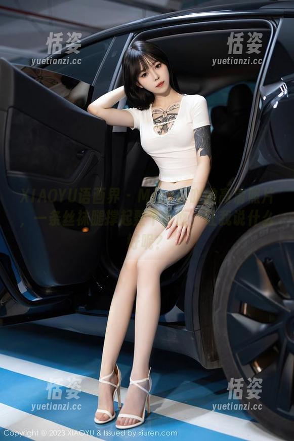 XIAOYU语画界 - Miko酱吖的高清照片，一条丝袜腿撑起整个画面，让我说什么好呢？