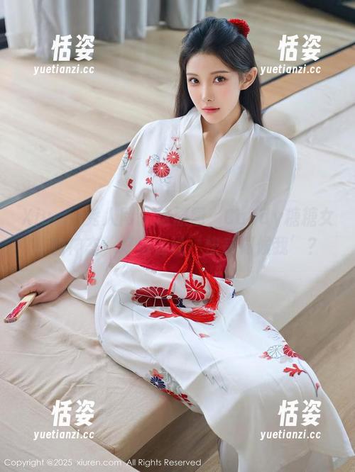 Xiuren秀人网 - 这原图，Candy糖糖女仆的神态，好像在说‘快来伺候我’？