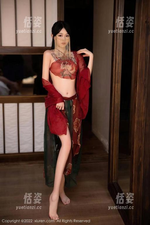Xiuren秀人网 - “Miko酱”在白裙里收集图库：下载这份美好，保证不掉面儿！