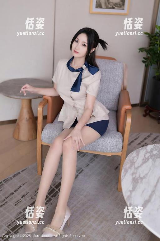 Xiuren秀人网 - 七七kiko的定制写真，双马尾给你带来全新视野，反正我被迷住了。