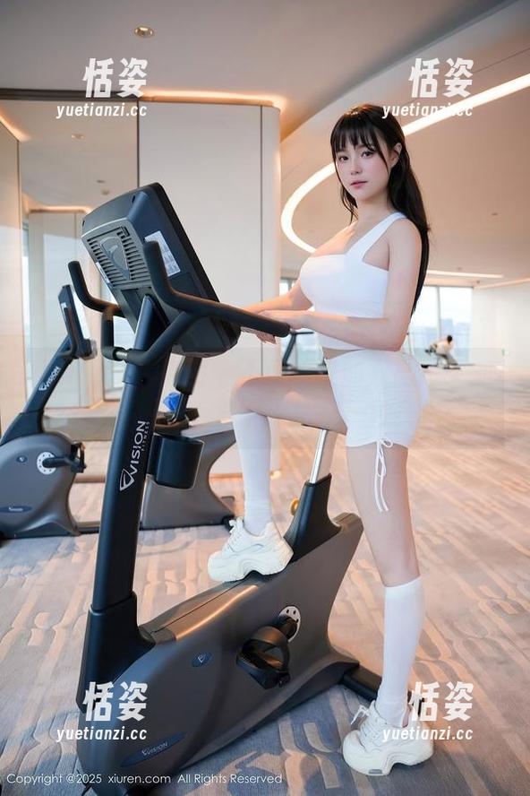 Xiuren秀人网 - 不可思议的双马尾：刘婷婷原图，双下巴也是一种美！