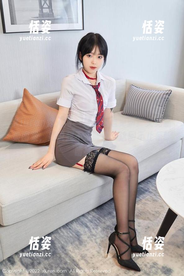 Xiuren秀人网 - 是小逗逗更新！又见温柔图集，别说我不提醒你，这回不止是眼睛亮了。