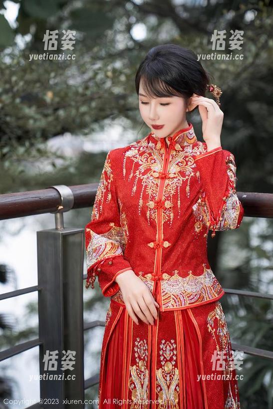 Xiuren秀人网 - 柚子178的白衬衫精选，这热度就像刚出炉的法棍，太香了！