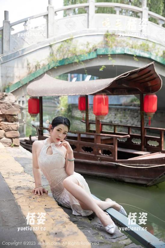 Xiuren秀人网 - 顾奈奈双人美图，下载了，但真能当做壁纸吗？