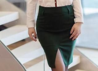 YouMi尤蜜荟 - lingyu69的清纯写真集：你见过她的清纯吗？不见可惜，见了饿了！