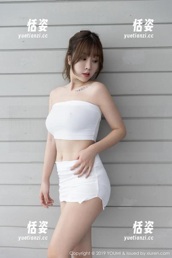 YouMi尤蜜荟 - 普通皮衣，怎能在周思乔Betty身上显得那么与众不同？美图给你答案