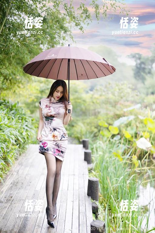YouMi尤蜜荟 - 短裙中的真相，孙梦瑶V最新写真集值得你停留一秒