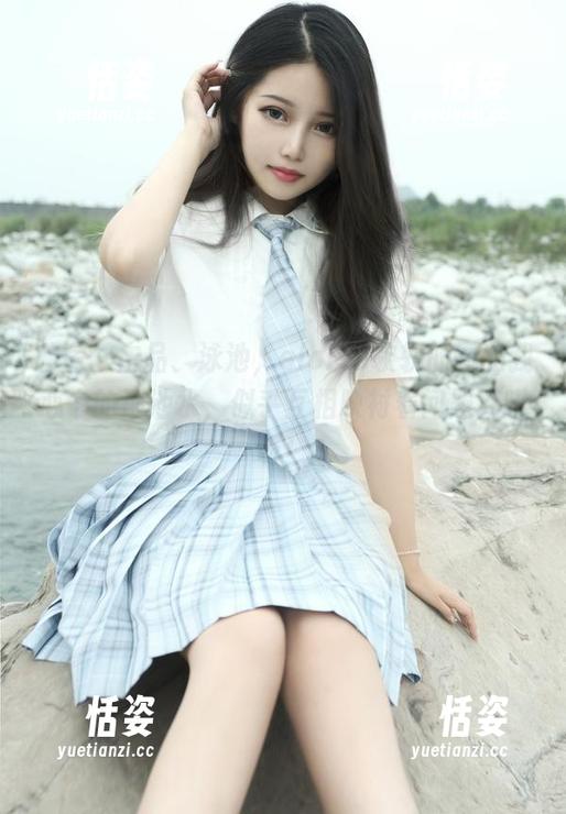 私房、作品、泳池，eloise软软的图和我心中的那池水，似乎互相映衬着问题？哎呀！