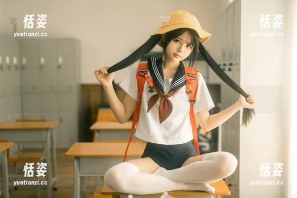 rua阮阮的黑白画布更新，所有的细节都在悄悄对你眨眼……