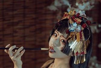 校园里的阳光，一笑芳香沁送你免费原图！