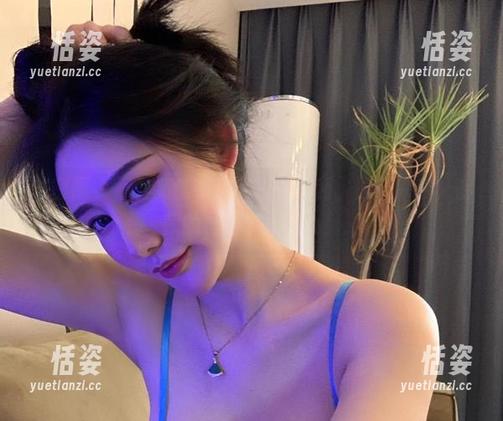 微密圈 - 不爱笑的赛琳的眼镜福利，原图来袭，暗藏的小细节抓人心！