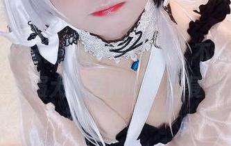 伊喵_Master的皮衣写真，不禁想说这衣服大概是她的文艺复兴