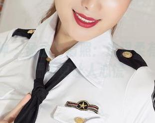 克拉女神 - 盈盈高清照：这温柔有时候比严厉更让人心慌