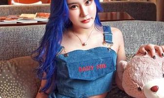嗲囡囡 - 当校服和高清图库碰撞：曼苏拉娜教你如何撕掉高中回忆的标签！