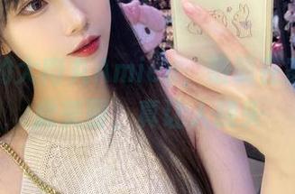 照片里的大肉丸Amiee，明明在家却能如此美丽，真让人挠头