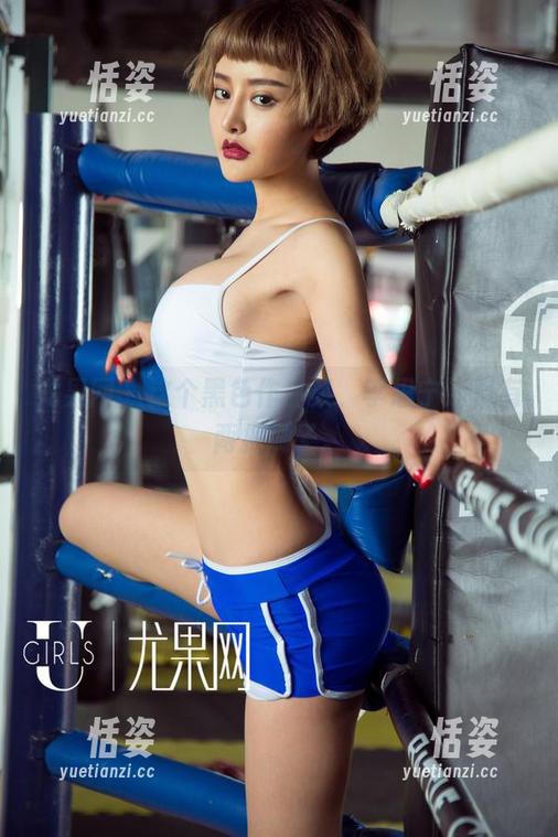 尤果网 - 这个黑色作品集，李思宁还真有两把刷子。