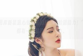 尤物馆 - “图库新星温心怡：高跟鞋是她的超能力！”每一张作品都有一种超现实的魔力。