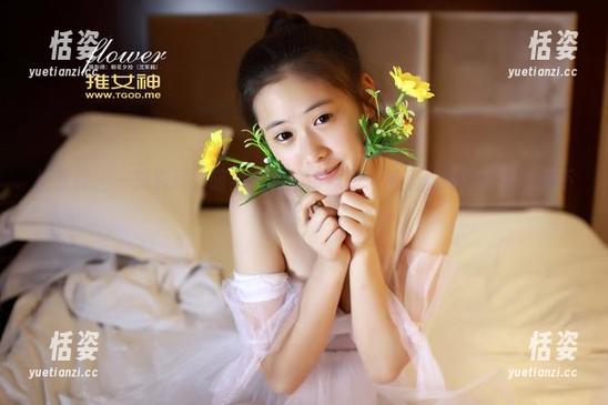 推女神 - 一探究竟，萌宝儿私拍资源里，裤里丝和我想象的差不多！