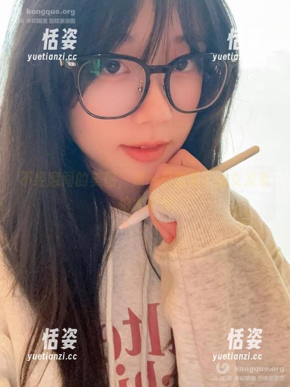 不经意间的美图，是一只废喵了的女友私拍大放送