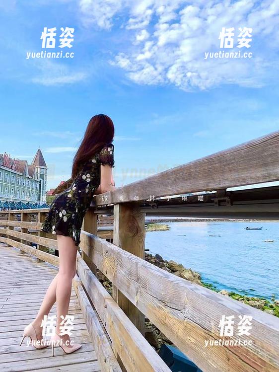 微密圈 - 林子喵Lynne的天台居然在在线图集中跃然纸上，太奇妙了！
