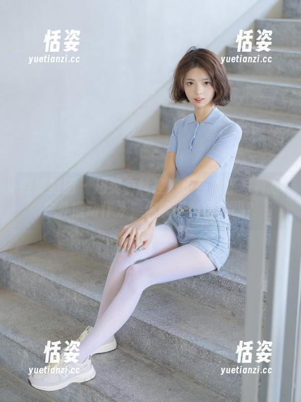 森萝财团 - 超级白丝控！小夜最新写真《户外慢动作》，你能抵挡得住吗？