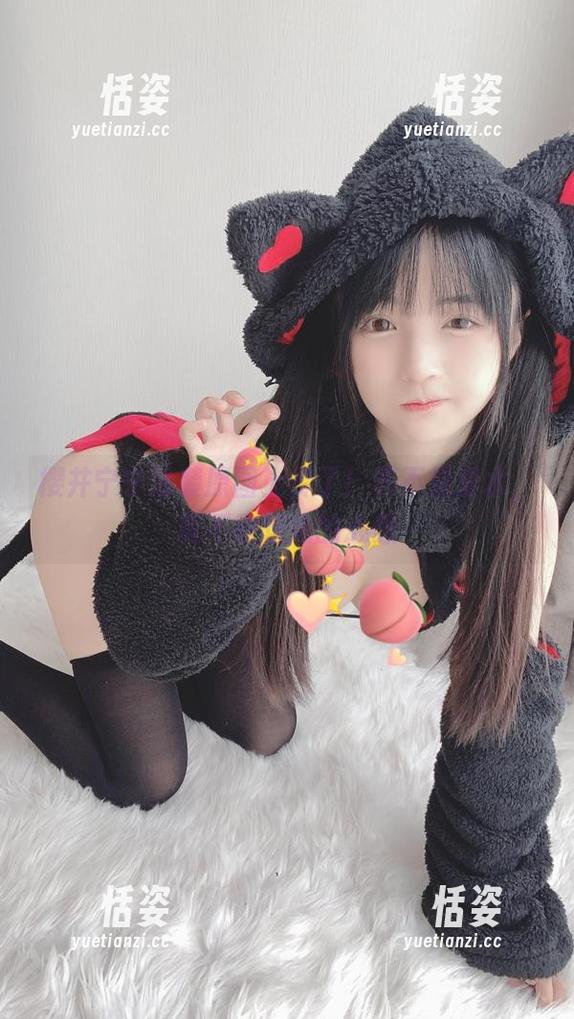 樱井宁宁泳装原图上传了！若不是爱水，真不敢想她的心思