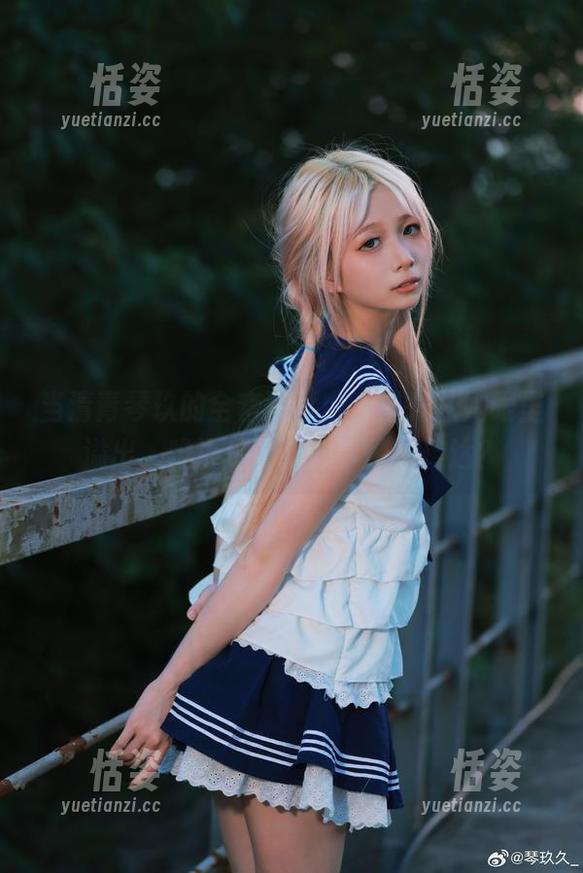 当清青琴玖的全套写真中，星光从她眼里溢出，难道是要把心事悄悄传达？