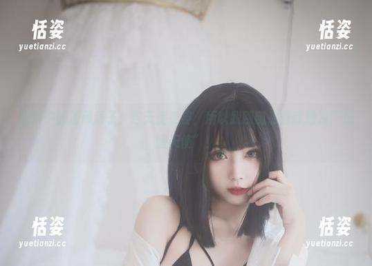 图片中的清颜颜子：这天使身姿，所以我刚刚准备称她为“长腿天使”！