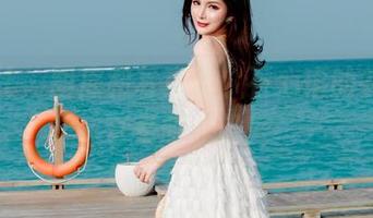 爱蜜社 - 图库和写真里，石心琪的礼服简直是时光机！