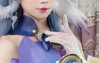 看狐玖玖的睡衣图包，谁说家居服不能撩？！