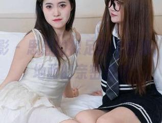 甜予摄影 - 思思的裸足新作合集，肉体与地面的亲密接触