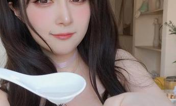 图库新宠：白银81的黑精灵分享带你飞！