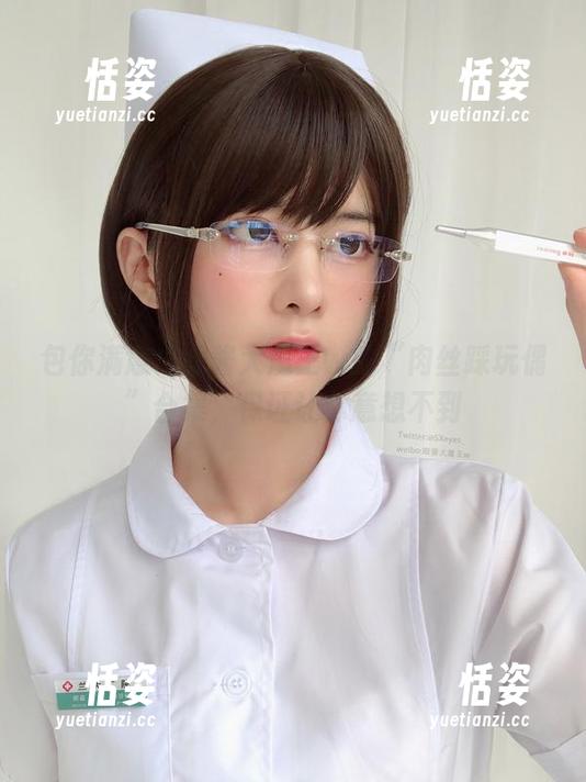 包你满意！眼酱大魔王w的“肉丝踩玩偶”合集，保证让你意想不到
