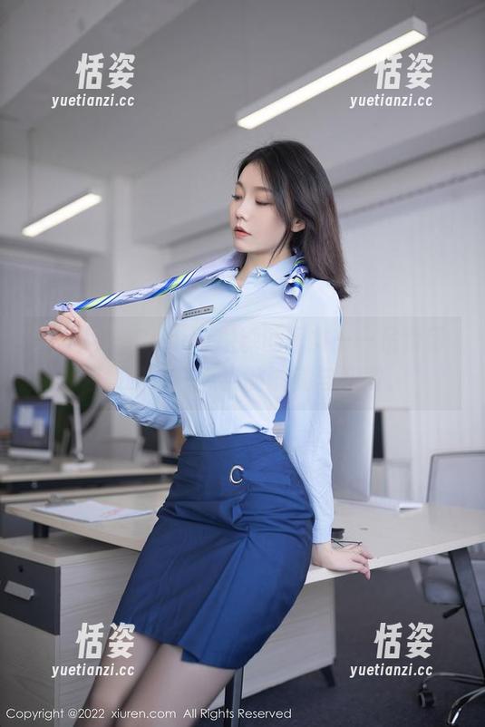 秀人网 - Candy糖糖的图集——吊带带你领略这一点点的慵懒与妩媚。