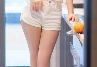 秀人网 - Yuki鱼儿的浴室写真集更新，它的存在就像这水雾，恍惚中撩动了心弦。