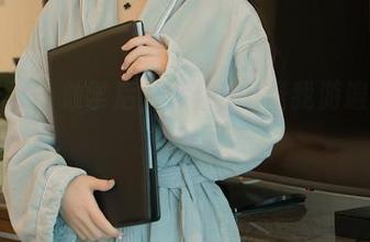 秀人网 - 放学后，乔伊joy带我游遍教室的美图