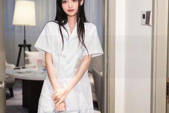 秀人网 - 女仆不止于扫地：利世的私房美图，给你意想不到的惊喜！