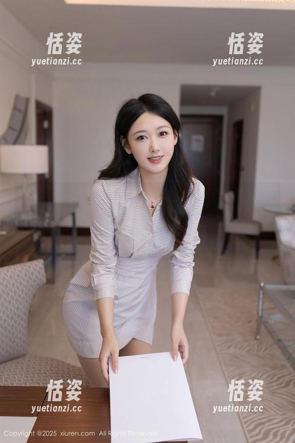 秀人网 - 请问戴允祺zoe的裸足有没有整过？无圣光映照下，这图片才是真实的写照吧！